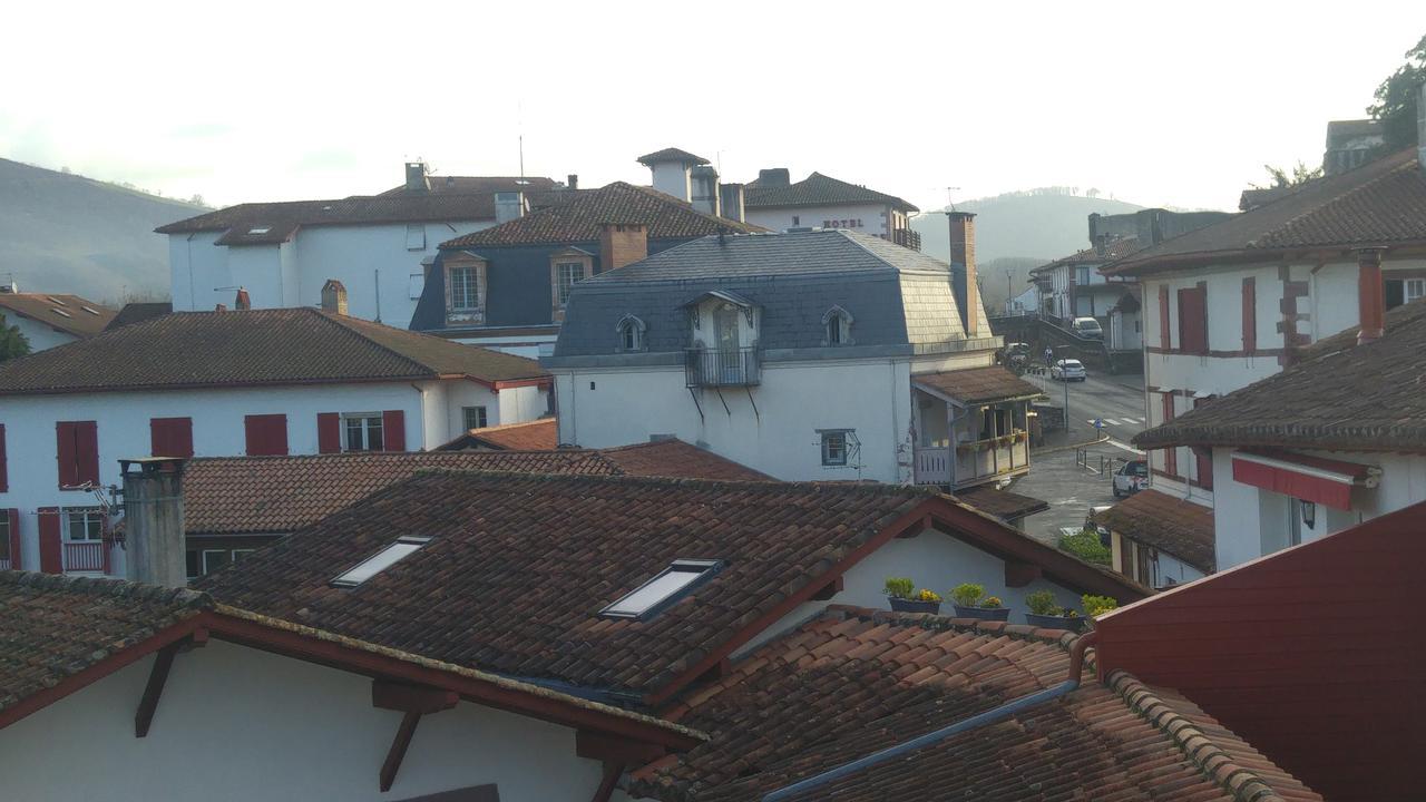 Hotel Des Remparts แซงต์-ฌอง-ปี-เดอ-ปอร์ ภายนอก รูปภาพ